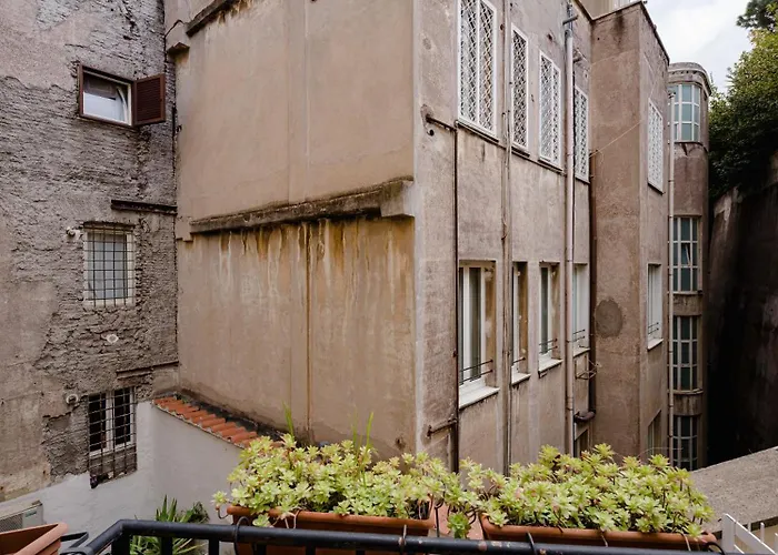 Via Francesco Crispi Private Apartment