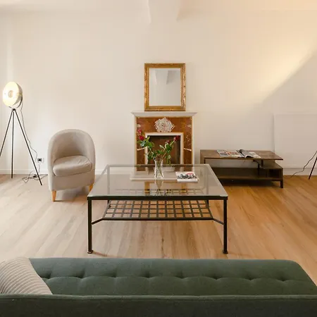 Via Francesco Crispi Private Apartment Rome Exterior photo